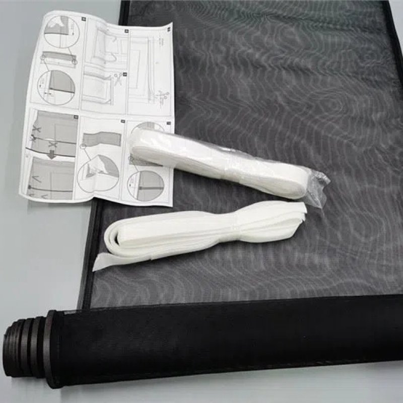 Magic Mesh Screen Door